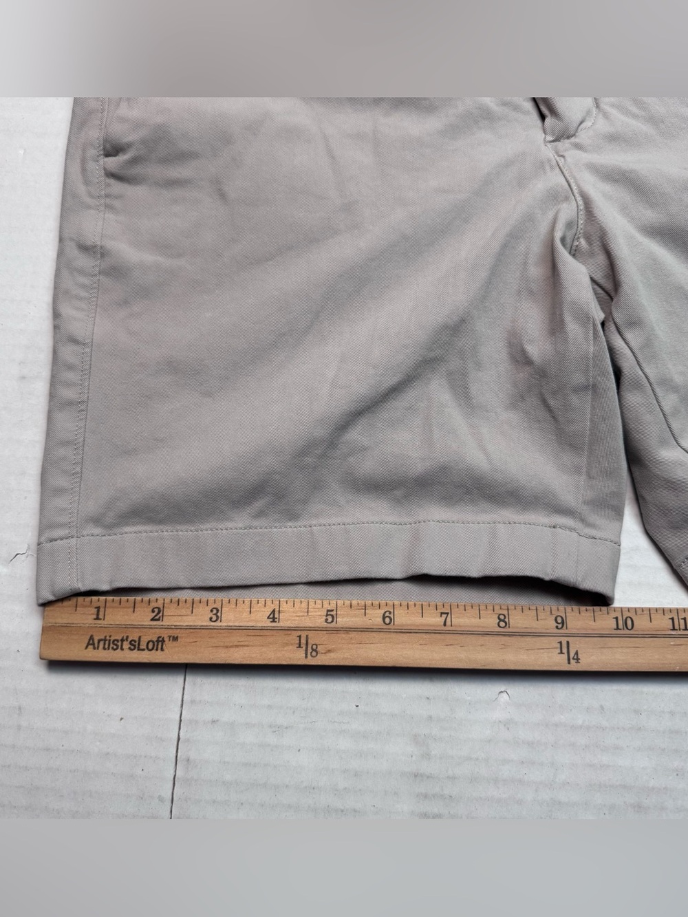 Everlane Uniform Slim Fit Stretch Chino Shorts In Beige Size: 33 Slim - Picture 6 of 9